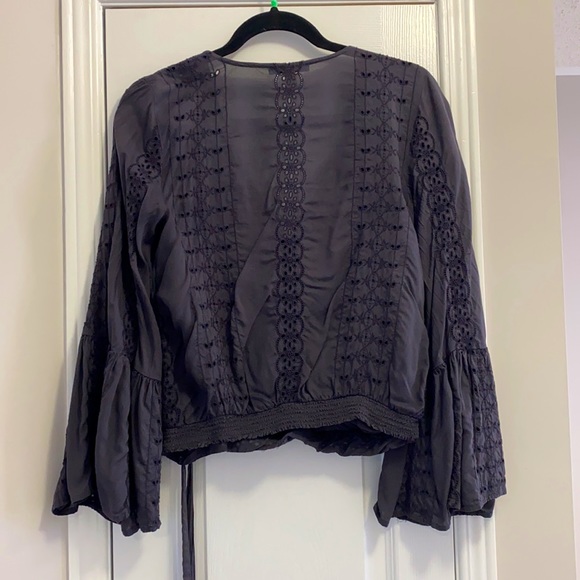 American eagle eyelet top - Picture 2 of 2